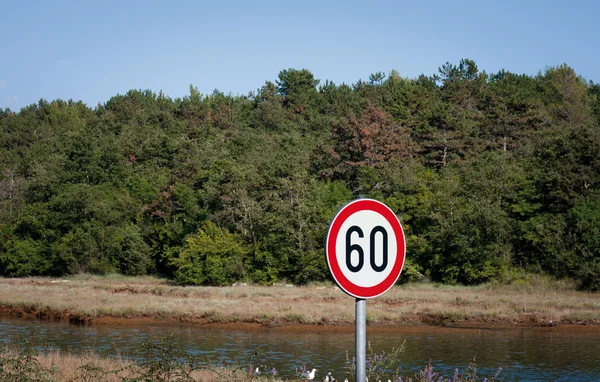 Sinal do limite de velocidade — Fotografia de Stock