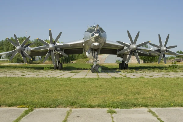 反潜艇飞机 tu-142 熊 — 图库照片