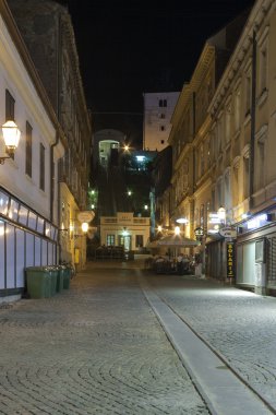 gece zagreb sokak
