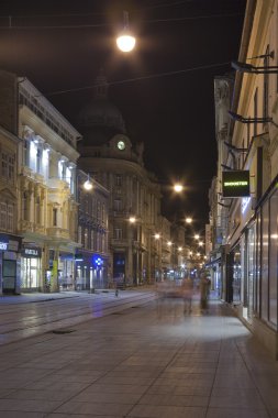 gece zagreb sokak
