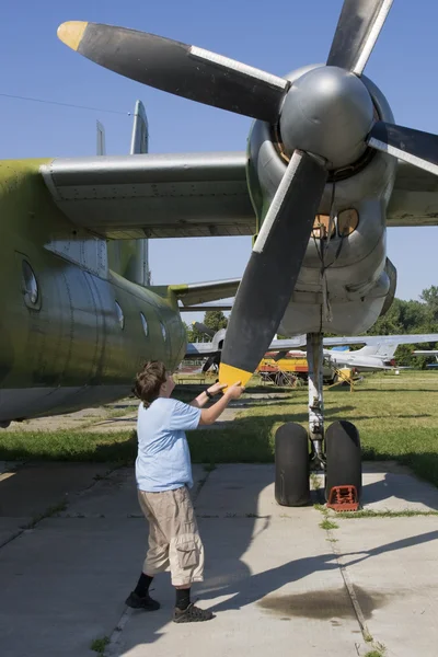 Riesige Flugzeugschraube — Stockfoto