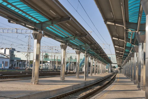 Spoorweg platform — Stockfoto