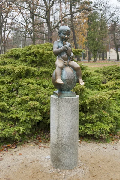 Small statue of Franz in Frantiskovy Lazne, Czech Republic — Stock Photo, Image