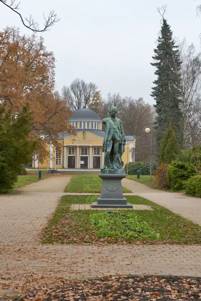 Socha císaře Josefa II v Františkovy lázně, Česká republika. — Stock fotografie