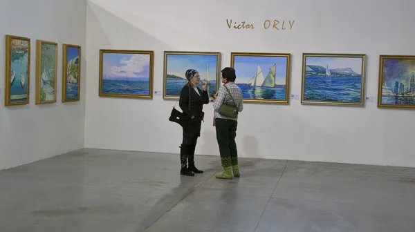 Victor ORLY näyttely Kiovassa — kuvapankkivalokuva