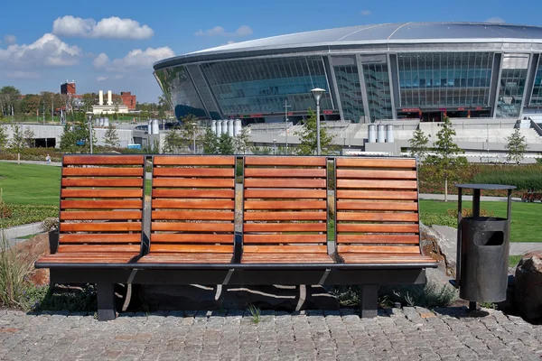 Ławka przed Donbas arena — Zdjęcie stockowe