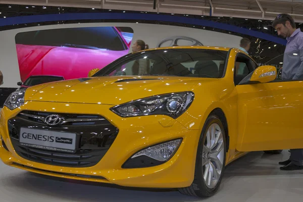 Hyundai Genesis Coupe modello di auto in mostra — Foto Stock