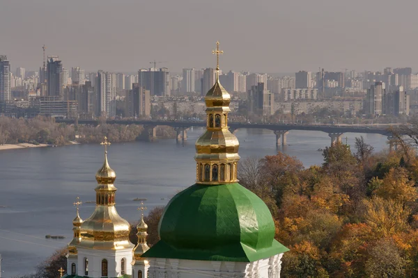 Autumn Kiev cityscape — Stock Photo, Image