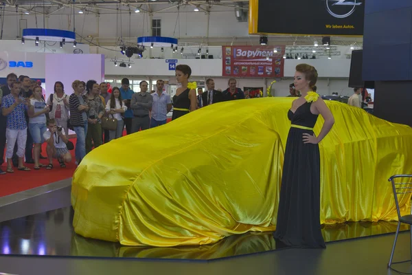 Presentación del modelo de coche Opel Cascada — Foto de Stock