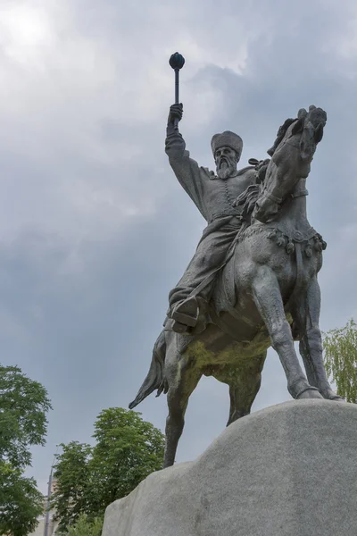 Sahaidachnyi Oekraïense Kozakken monument in kiev — Stockfoto