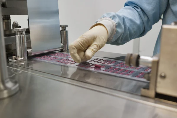 Pharmaceutical production — Stock Photo, Image