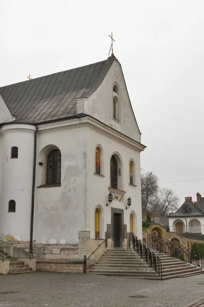 Kyrkan av St onufriy byggd 1518 i lviv — Stockfoto