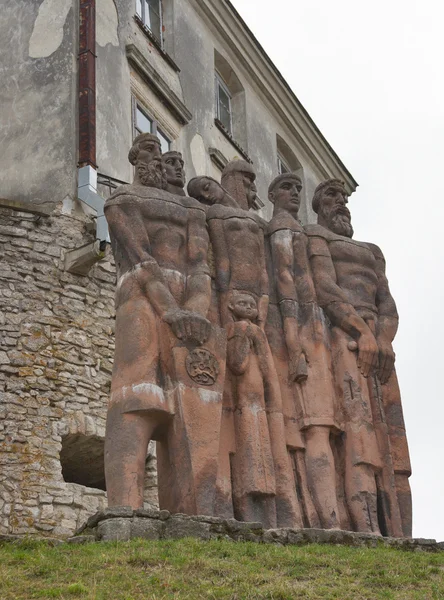 Sculptures in park of Olesko Castle — Stock Photo, Image