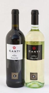 aski İtalyan şarap kırmızı ve beyaz