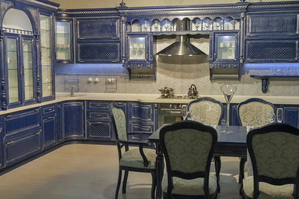 Muebles de cocina vintage azul — Foto de Stock