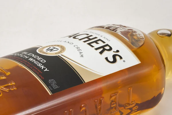 Teacher's Scotch whisky bottle macro — Stock Photo, Image