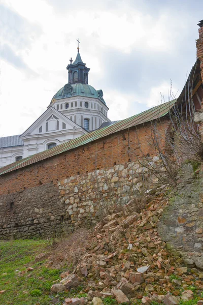 Klasztor Karmelitów Bosych. Berdyczów. — Zdjęcie stockowe