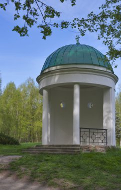 eski bahar parkı ile taş çardak