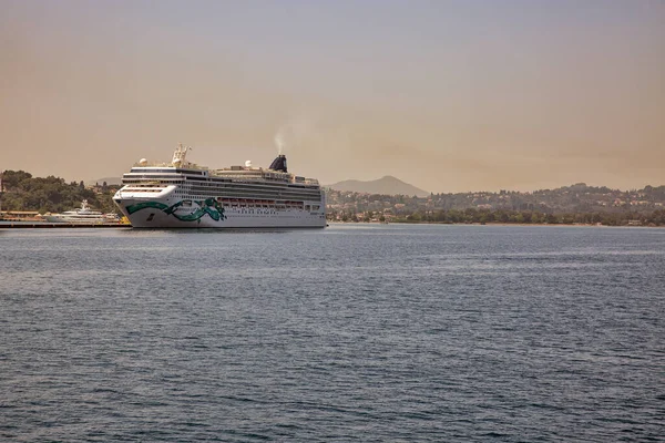 Kerkyra Corfu Greece July 2021 Ncl Norwegian Jade Luxury Cruise — Stock Photo, Image