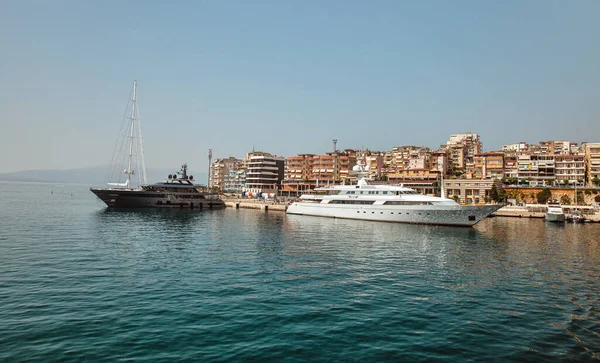 Saranda Albanie Juillet 2021 Yachts Luxe Dans Port Passagers Saranda — Photo