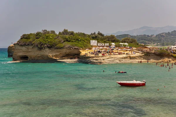 Sidari Korfu Yunanistan Ağustos 2021 Ünlü Tatil Köyündeki Damour Plaj — Stok fotoğraf