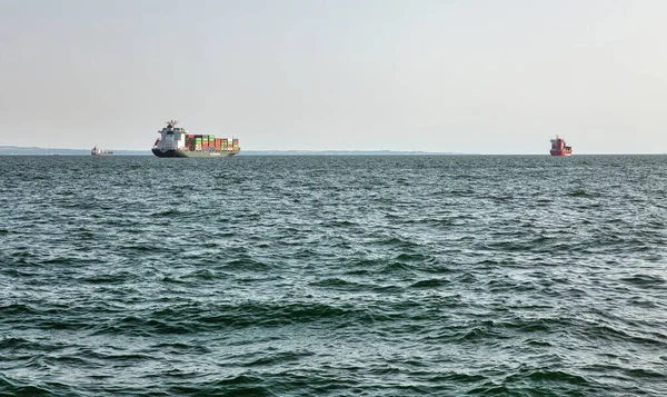 Thessaloniki Greece July 2021 Cargo Container Ship Uni Aspire Evergreen — Stock Photo, Image