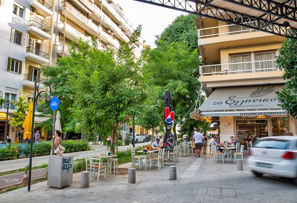 Thessaloniki Greece July 2021 People Visit Elliniko Restaurant Downtown Thessaloniki — Stock Fotó