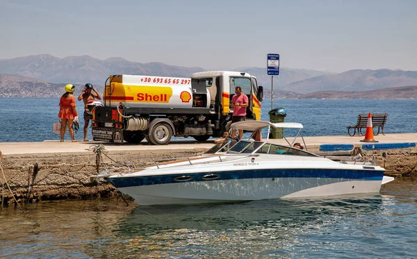 Kassiopi Korfu Griechenland August 2021 Mobile Shell Tankstelle Für Yachten — Stockfoto