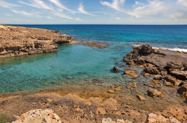 Kıbrıs 'ın Ayia Napa kentinde deniz manzarası