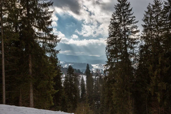 Mountain Landscape Winter Resort Vorochta Carpathian Mountains Ukraine — Stock Photo, Image