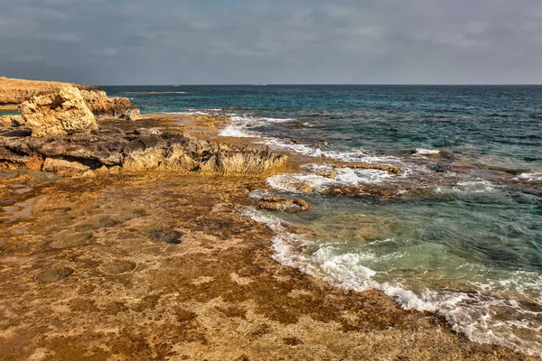 Ayia Napa Station Été Front Mer Orageux Rocheux Chypre — Photo