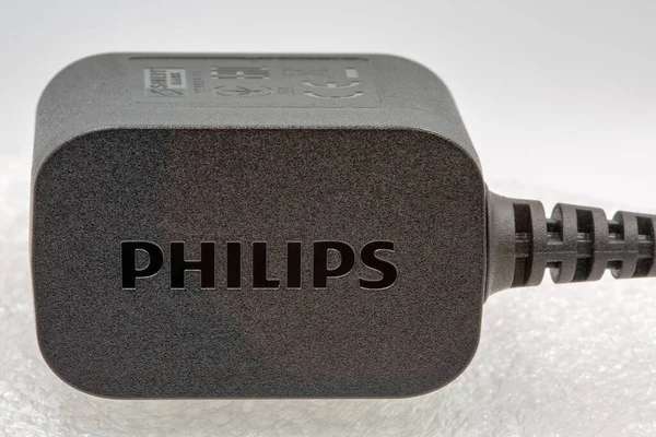 Kyiv Ukraine April 2021 Studio Shot Modern Philips Mains Charger —  Fotos de Stock
