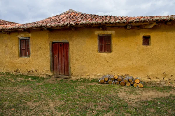 Mud house — Stock Photo, Image