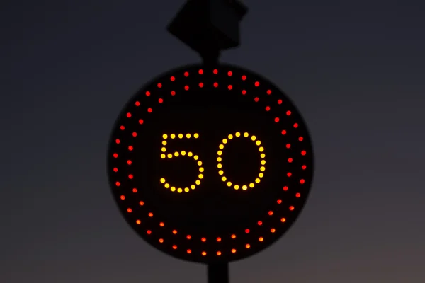 Nacht verkeer signaal — Stockfoto