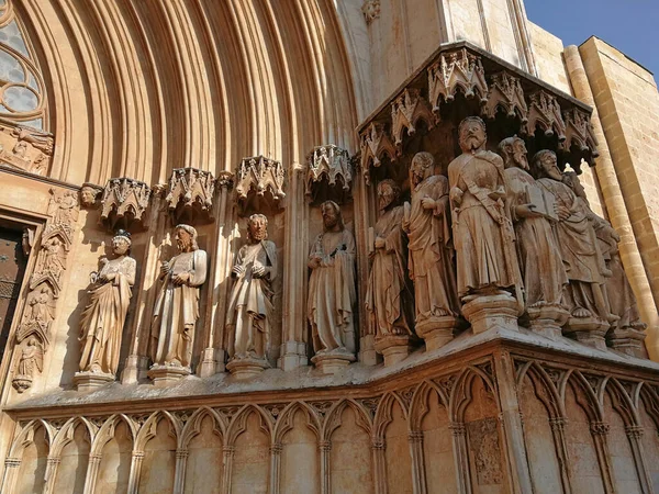 Detalles Figuras Escultóricas Apóstoles Profetas Puerta Central Catedral Tarragona Cataluña — Foto de Stock