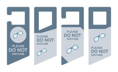 Gözlüklü otel askısı tabelası.