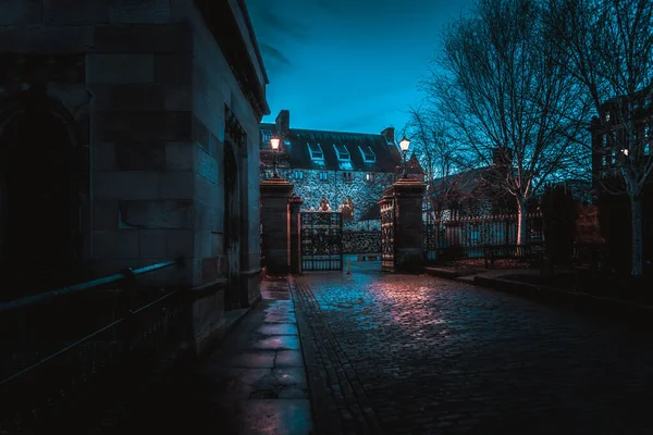Glasgow Scotland Diciembre 2018 Hermosa Calle Empedrada Rodeada Antiguos Edificios — Foto de Stock
