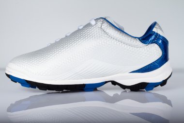 mavi ve beyaz ayakkabı