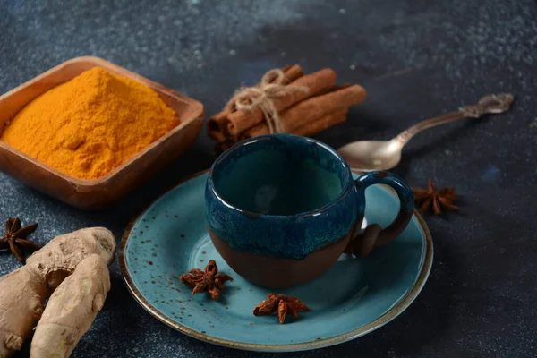 Lege Beker Voor Lekkere Warme Kurkuma Curcuma Melk Bewerkt Met — Stockfoto