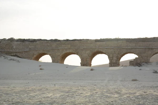 Old High Level Aqueduct Remains Herodian Aqueduct Ancient City Caesarea — Stock Photo, Image