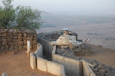 İsrail ve Suriye sınırındaki askeri sığınak erişim noktası, Golan yüksekliği