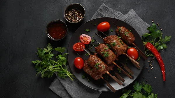 Shish Kebab Ist Eine Beliebte Mahlzeit Aus Spießen Und Gegrillten — Stockfoto