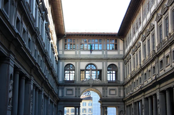 Exterior Detail Touristic Artistic Uffizi Gallery Florence Italy — Stock Photo, Image