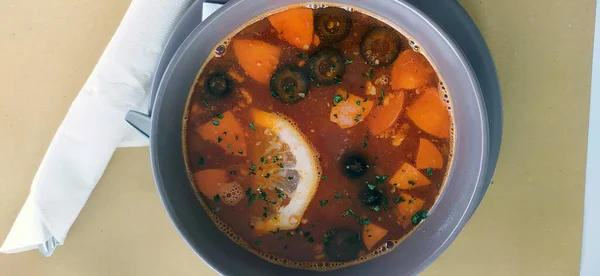 Typical Russian Dish Hot Vegetable Soup Olives Carrots Lemon Slice — Photo