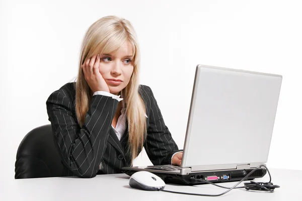 Young woman working with the computer — Stock Photo, Image