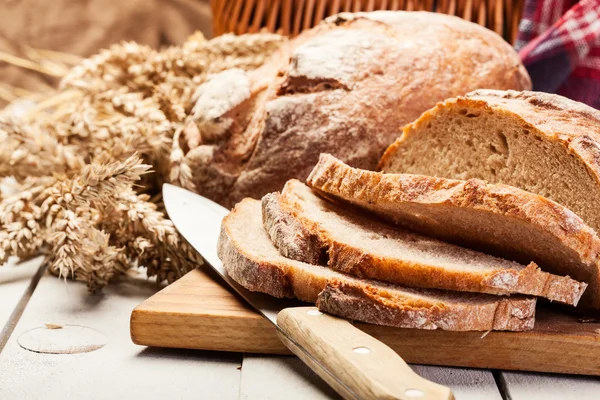 Sliced rye bread — Stock Photo, Image