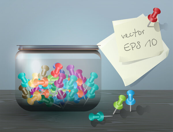 Набор цветных булавок в коробке
