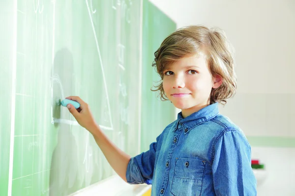 Gelukkig jonge student — Stockfoto