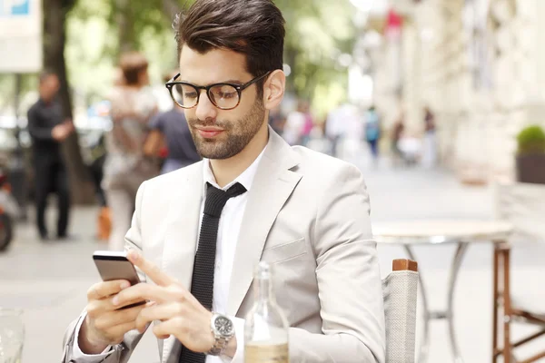 Modern sitting in coffee shop — Stock Photo, Image