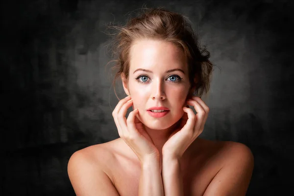 Headshot Blue Eyes Woman Hands Face Standing Isolated Dark Background — Foto Stock